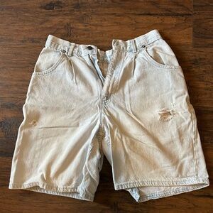 chic jean shorts light wash